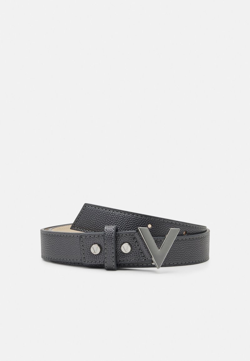 Black textured leather belt with a silver metal V-shaped buckle and rivet details. Features a classic design and adjustable length.
