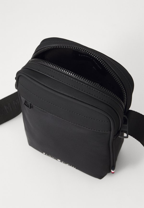 REPREVE MINI REPORTER - Cross body bag4