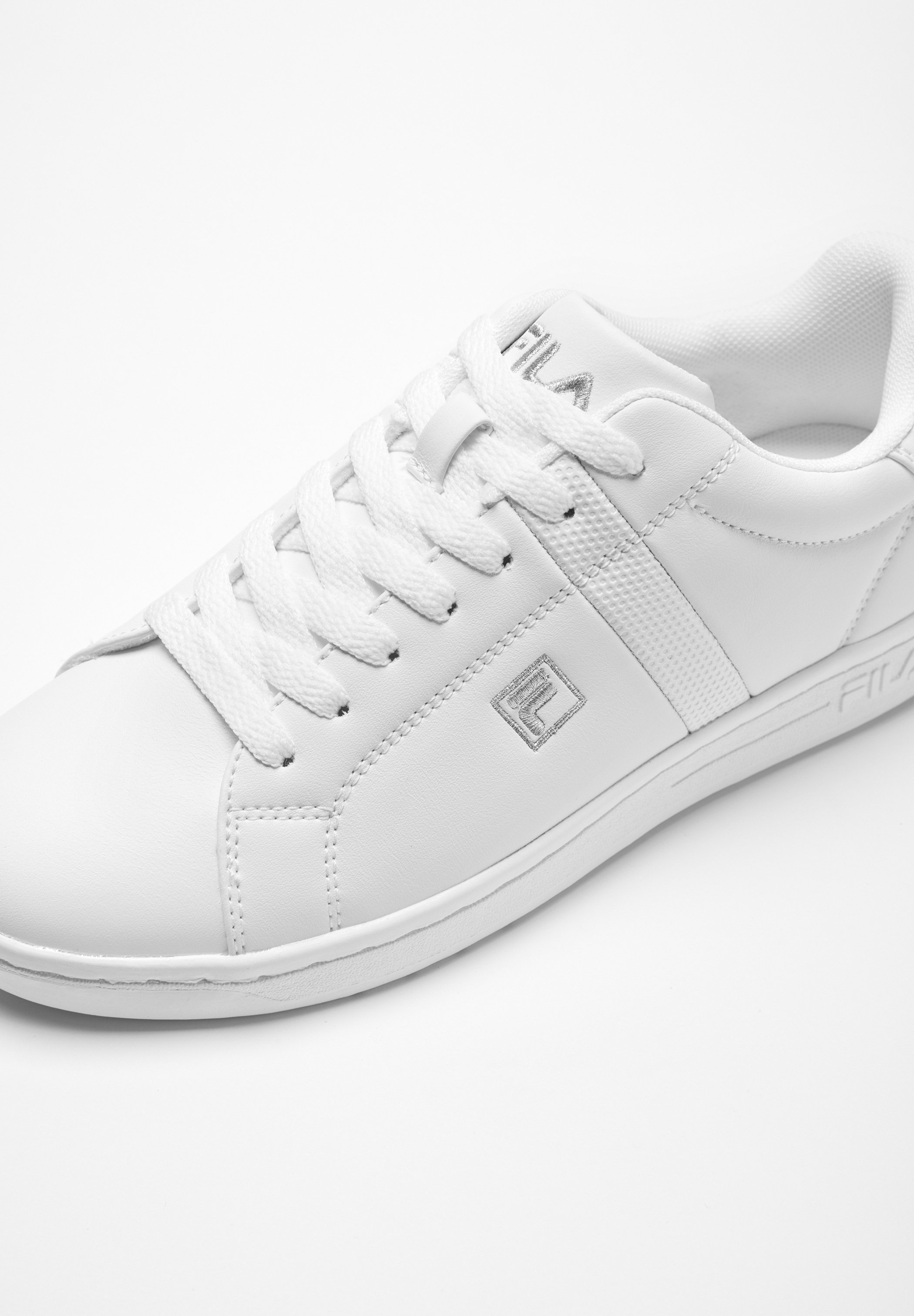 Fila CROSSCOURT - Baskets basses - white/blanc - ZALANDO.FR