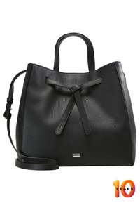 Sort læder tote bag med en struktureret overflade, der har en bindende detalje øverst og en aftagelig skulderrem. Logoet vises på fronten.