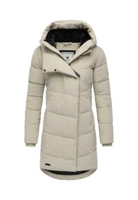 Cappotto imbottito beige chiaro con tessuto testurizzato, colletto angolato, cappuccio staccabile e chiusura a zip nascosta con bottoni a pressione.