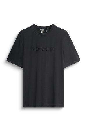 Zwart T-shirt met korte mouwen en ronde hals, met het reliëflogo "MORATO" in het midden van de borst op een witte achtergrond.