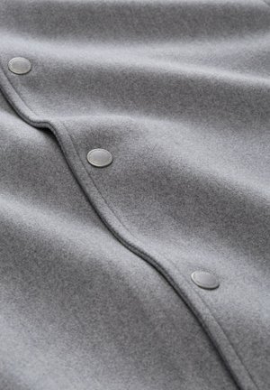 TOM TAILOR DENIM, TOM TAILOR DENIM JACKEN RELAXED FIT JACKE MIT DRUCKKNÖPFEN - Summer jacket - medium silver grey melange