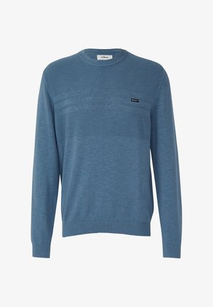 Blauwe crewneck-trui met gestructureerde horizontale strepen, geribbelde manchetten en zoom, met een klein logodetail op de borst.