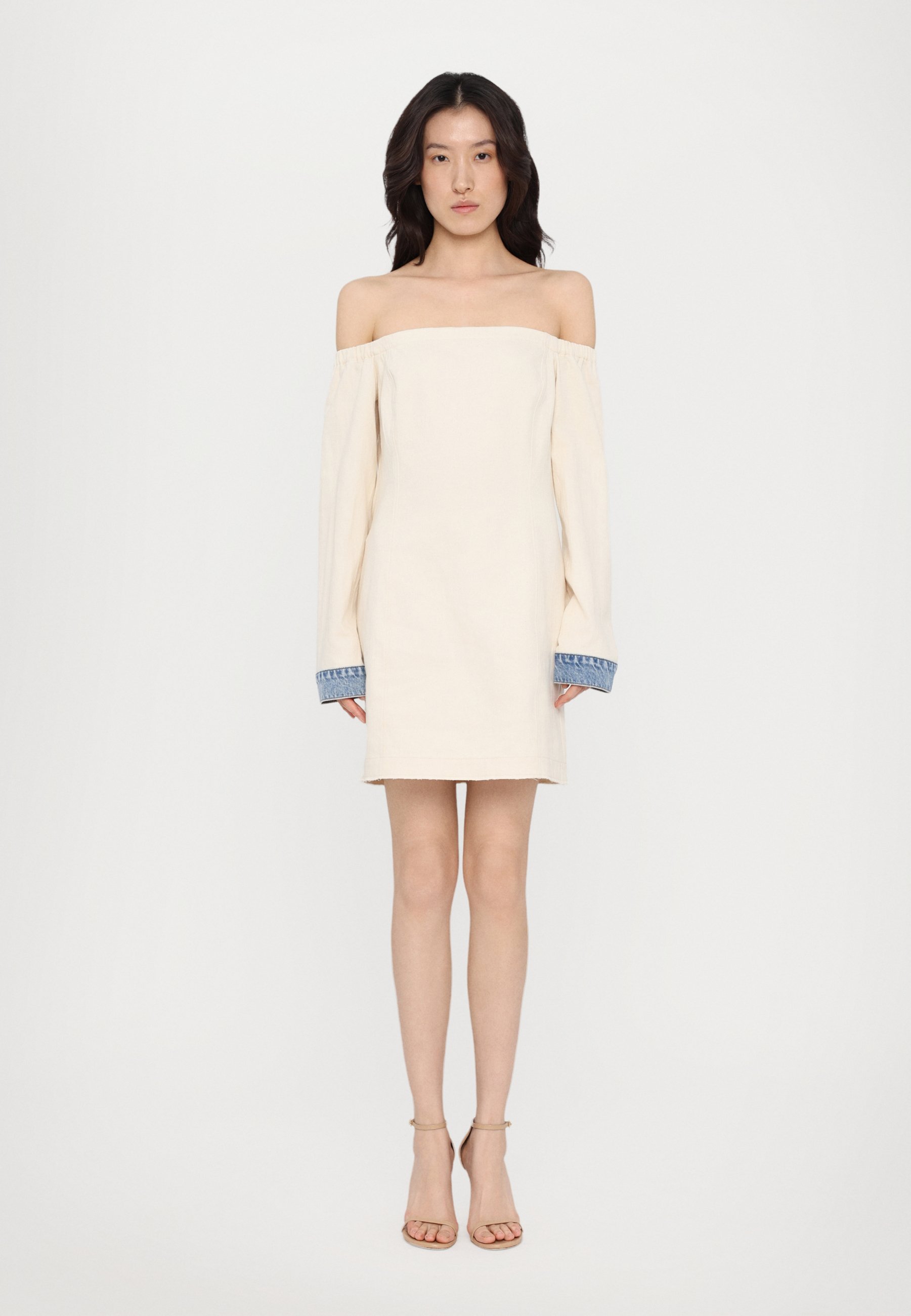 【関税&送料込】Moschino Jeans Urban Dress MOSCHINO JEANS URBAN - Day dress - multi beige/beige