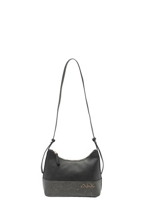 Borsa a tracolla in pelle nera con tracolla, texture liscia, chiusura con zip e motivo decorativo in rilievo nella parte inferiore. Accenti dorati visibili.