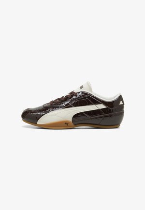 Puma, BELLA MINA CROC WNS - Baskets basses - chocolate fondue-gum