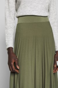 Anna Field Tall Saia evasé - olive night