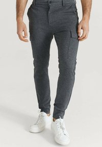 Studio Total Kapsáče - dark grey