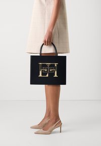 Elisabetta Franchi Käekott - nero