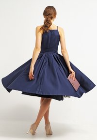 Chi Chi London Cocktailklänning - dark blue