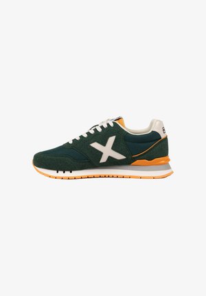 MUNICH, MUNICH DASH 273 ZAPATILLA RETRO RUNNING VERDE Y MOSTAZA - Zapatillas - verde