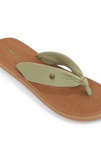 Brune flip-flop med en tekstureret sål og lysegrønne stofstropper. Har et knyttet design og en rund metalaccent.