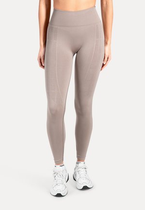 Smilodox SEAMLESS INVISIBLE KEIN SCRUNCH SPORT FITNESS YOGA LAYNE - Leggings - taupe
