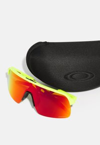 Oakley SUTRO LITE UNISEX - Športna očala - matte tennis ball/yellow celeste neuron
