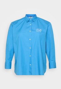 Unselected, mesmerizing blue