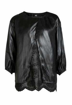 Bluză din piele neagră cu mâneci trei sferturi, cu o deschidere ușor deschisă în față și un model floral brodat dedesubt. Textură netedă.