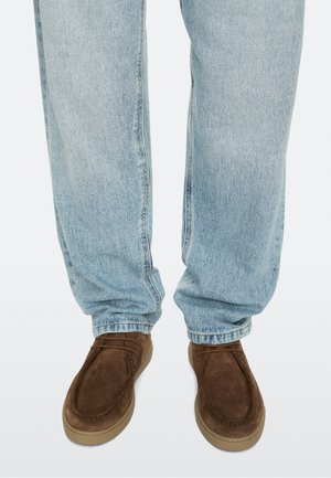 Massimo Dutti, Sporty snøresko - brown