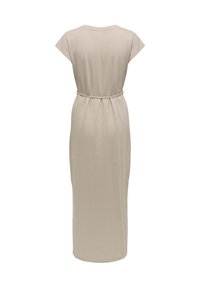 Robe midi beige à manches courtes, col rond et fine ceinture à la taille, vue de dos sur fond blanc.