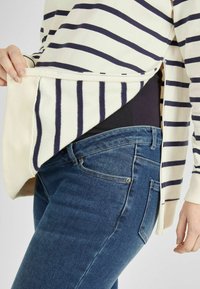 JoJo Maman Bébé STRIPE MATERNITY NURSING MATERNITY - Mikina - cream