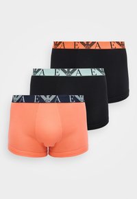 Επιλέχθηκε, black/camellia