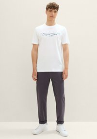 TOM TAILOR DENIM LOGO - Apdrukāts T-krekls - white
