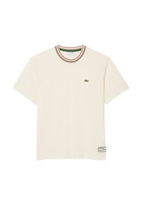 T-shirt en coton crème avec un col rond orné de rayures rouges et vertes, petit logo vert sur la poitrine, et une étiquette de la marque sur l'ourlet.