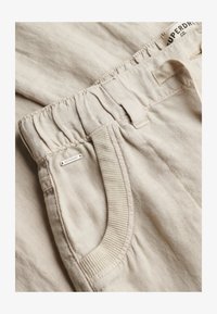 Niet geselecteerd, light stone beige