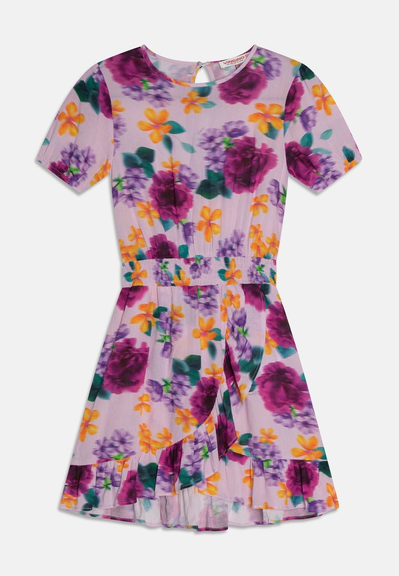Robe lilas à manches courtes avec imprimé floral violet, jaune et vert ; taille cintrée et jupe portefeuille à volants.