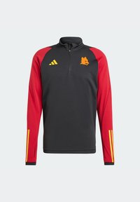 Sudadera deportiva de manga larga en negro y rojo con media cremallera, logo amarillo y tres rayas amarillas en cada manga. Textura suave.