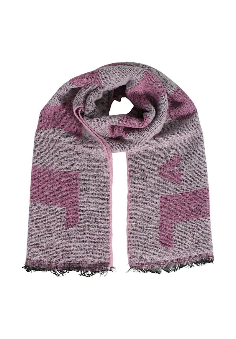Scarf a maglia in tonalità di rosa e grigio con motivi geometrici e frange lungo i bordi. Texture morbida, forma rettangolare.