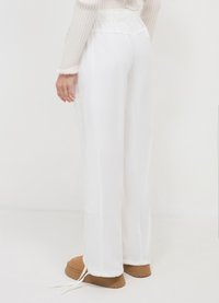 Calliope CON TASCONI  - Pantalon classique - bianco