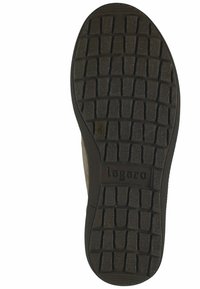 Suola di scarpa in gomma con un motivo di battistrada testurizzato. Il colore è marrone scuro. Presenta un bordo rinforzato e il marchio visibile sulla superficie.
