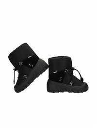 Stivali neri a metà polpaccio con una parte superiore morbida, punta rinforzata e suola in gomma spessa. Presentano una chiusura con lacci e dettagli testurizzati.