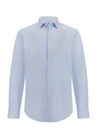 Camicia a maniche lunghe a righe azzurro chiaro con colletto classico, chiusura con bottoni e polsini arrotondati. Il tessuto appare liscio con una sottile texture.