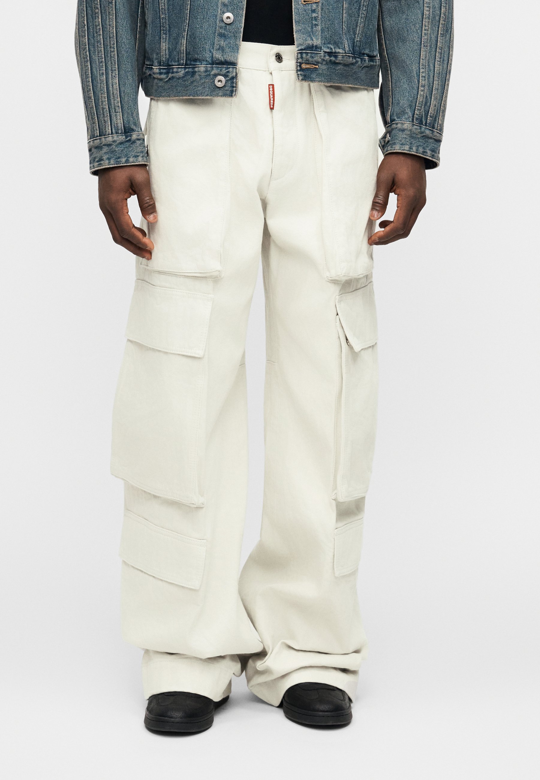 Dsquared2 UTILITY BIG - Cargo trousers - off-white - Zalando.co.uk