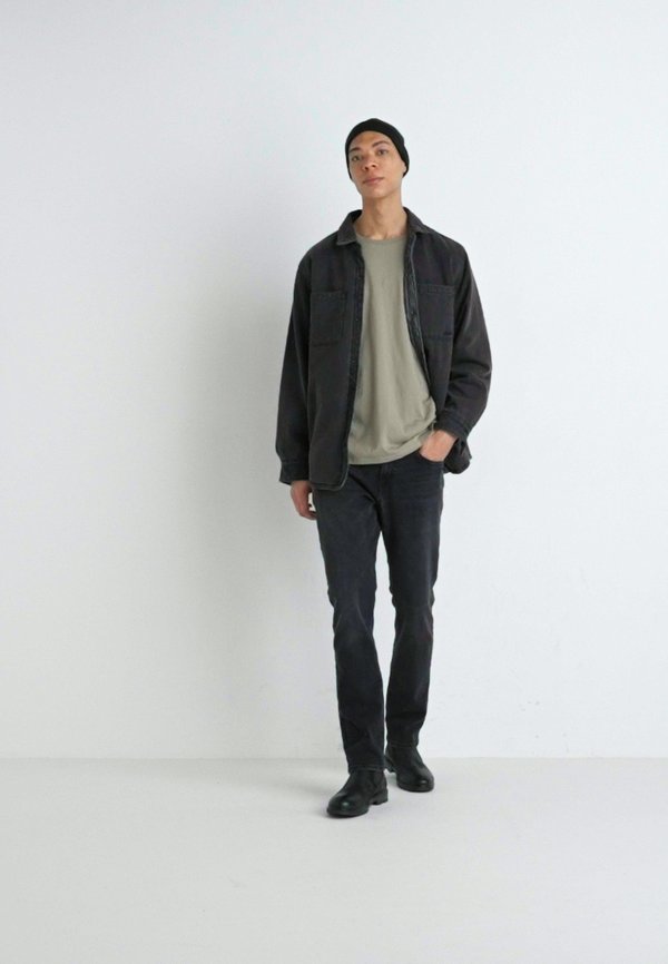 HOLLYWOOD MID RISE - Straight leg jeans - telly wash4