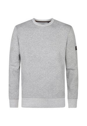 Szary sweter z okrągłym dekoltem z teksturowanym wzorem w diamenty. Długie rękawy z ściągaczami przy mankietach i u dołu. Wykonany z miękkiego, średniej wagi materiału.