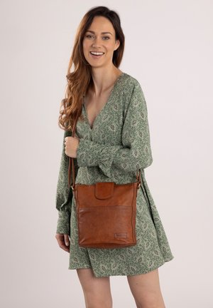 Gusti Leder JACQUELINE S NEW - Cross body bag - braun