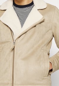 Hollister Co. Zimní bunda - brown