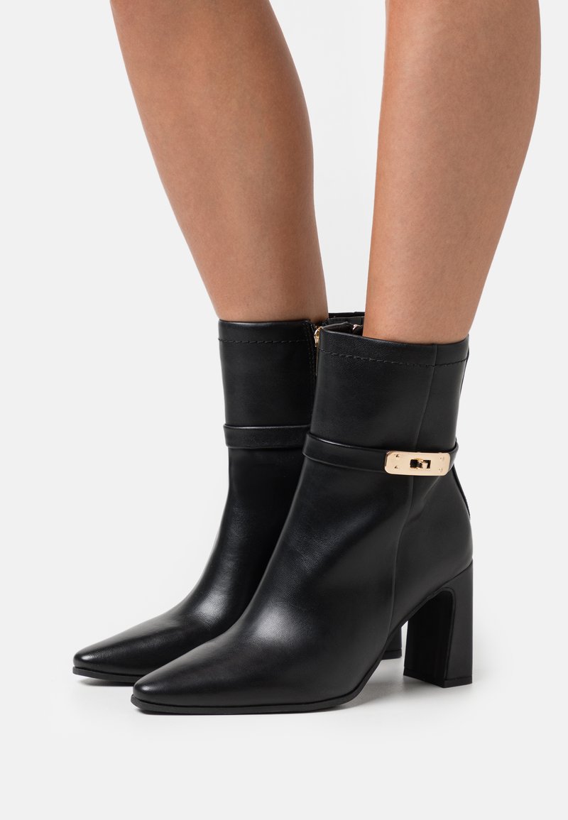 marco tozzi shoes clearance