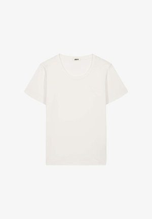 Weißes T-Shirt mit kurzen Ärmeln und Rundhalsausschnitt, mit einem kleinen, geprägten Logo auf der linken Brust und einem Markenetikett innen am Kragen.