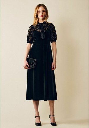 SELINA - Cocktailkjole / festkjole - black
