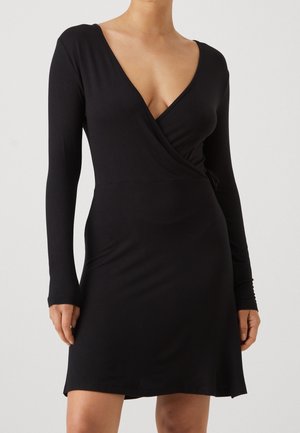 Schwarzes langärmliges Wickelkleid, V-Ausschnitt, weicher Stoff, mittellange Saumlänge bis zur Mitte des Oberschenkels, taillierte Silhouette mit seitlichem Bindeband.