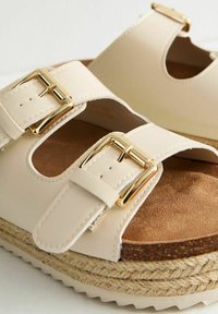 New Look Wide Fit WIDE FIT  PLATFORM BUCKLE - Muiltjes - white