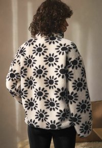 Next BORG HALF ZIP - Fleecetrøjer - black white floral