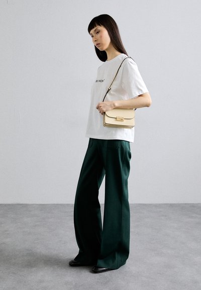 Victoria Beckham THE MINI DORIAN BAG - Borsa a tracolla - ivory