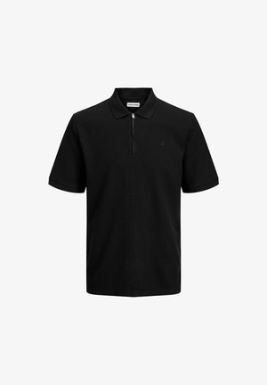 Polo shirt noir à manches courtes avec demi-fermeture éclair, col et logo discret sur la poitrine gauche, présenté sur fond blanc.