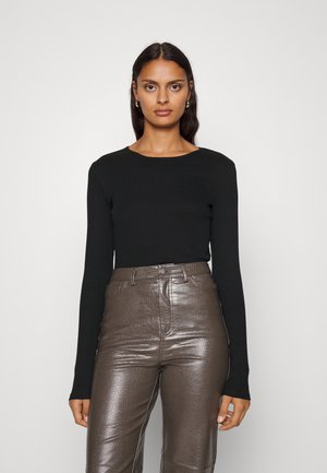 Long sleeved top - black