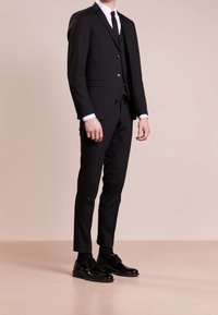 Tiger of Sweden Chaleco de traje - black